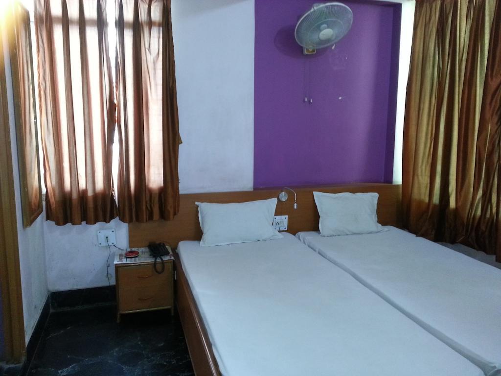 Hotel Marina Inn Дханбад Номер фото